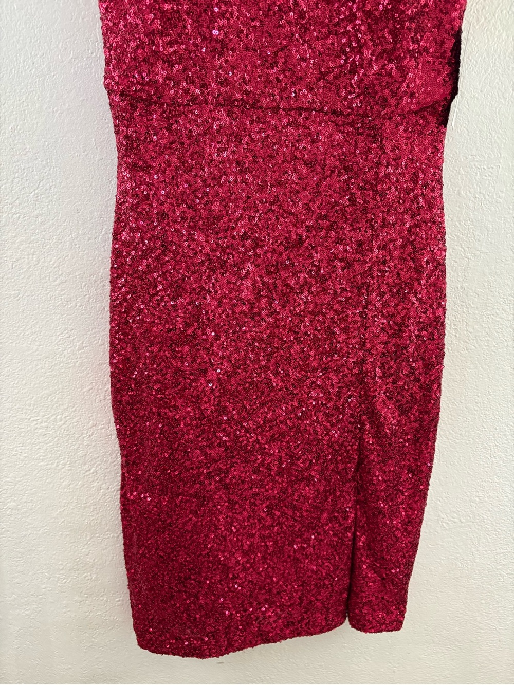 Bob Mackie Women's Sequin Sleeveless Midi Sheath Dress in Fuchsia - Picture 4 of 6